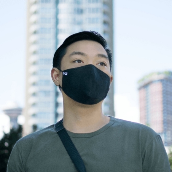 Thai Silk Reusable Face Mask - Picture 2 of 3